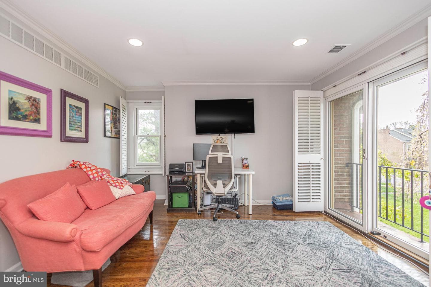 18 Sutphin Pines photo 27