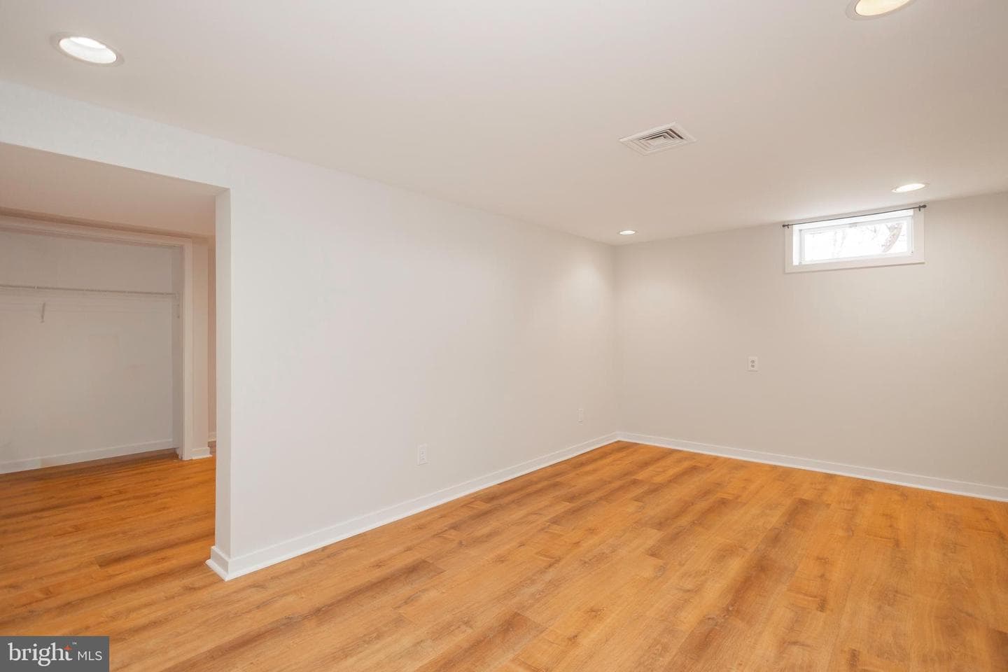 101 Rogers Road photo 37