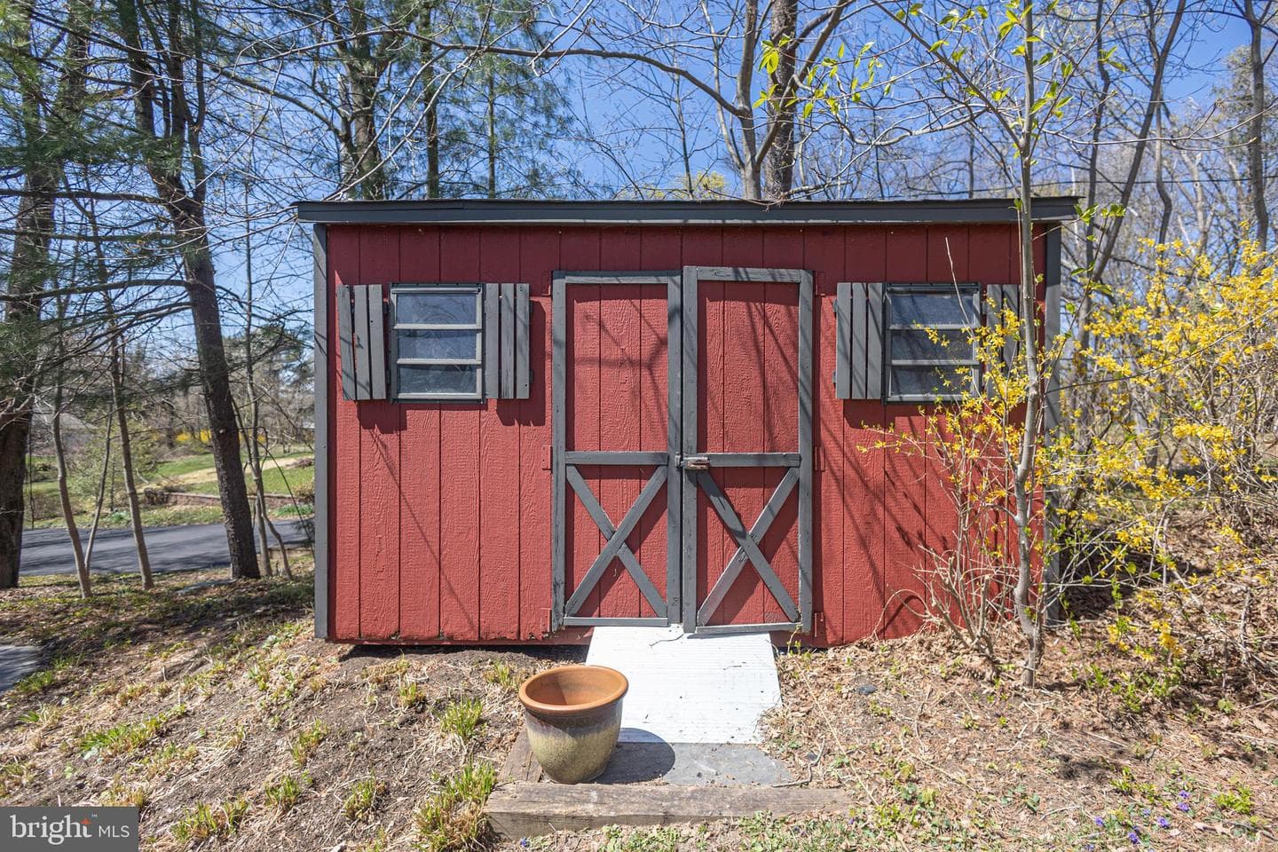 101 Rogers Road photo 50
