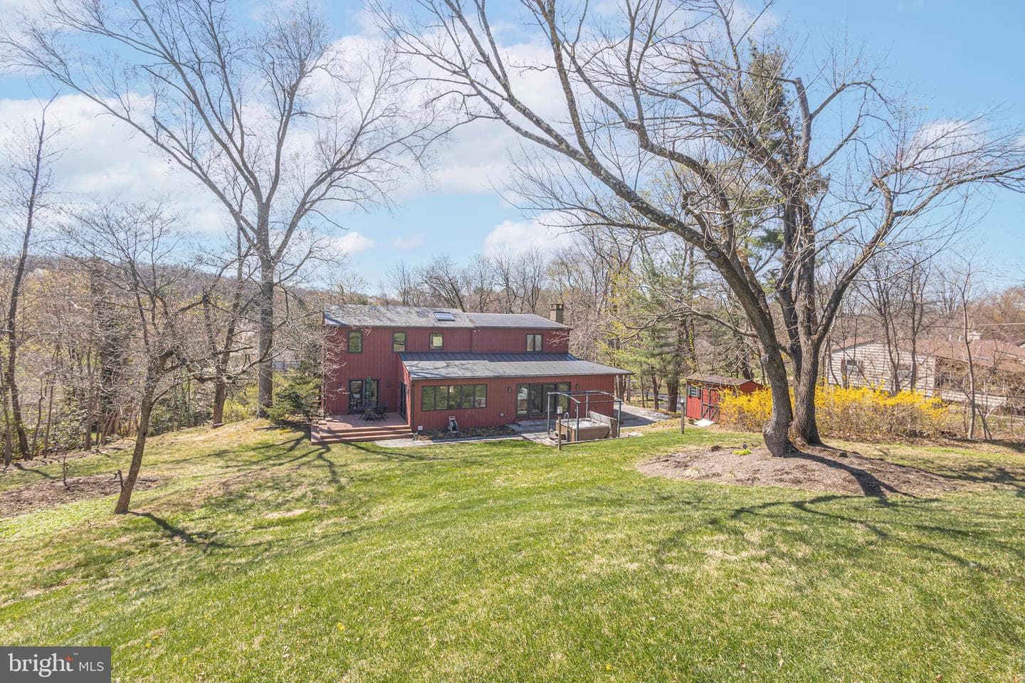 101 Rogers Road photo 53