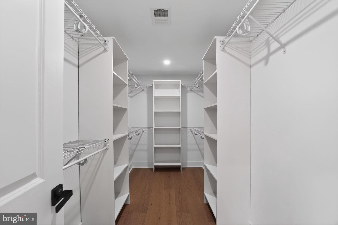 536 Taylor Avenue photo 42