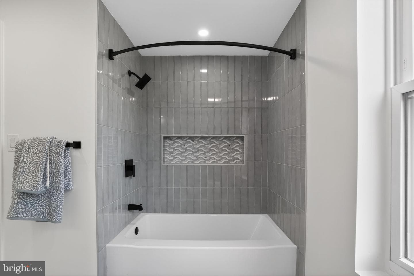 536 Taylor Avenue photo 44