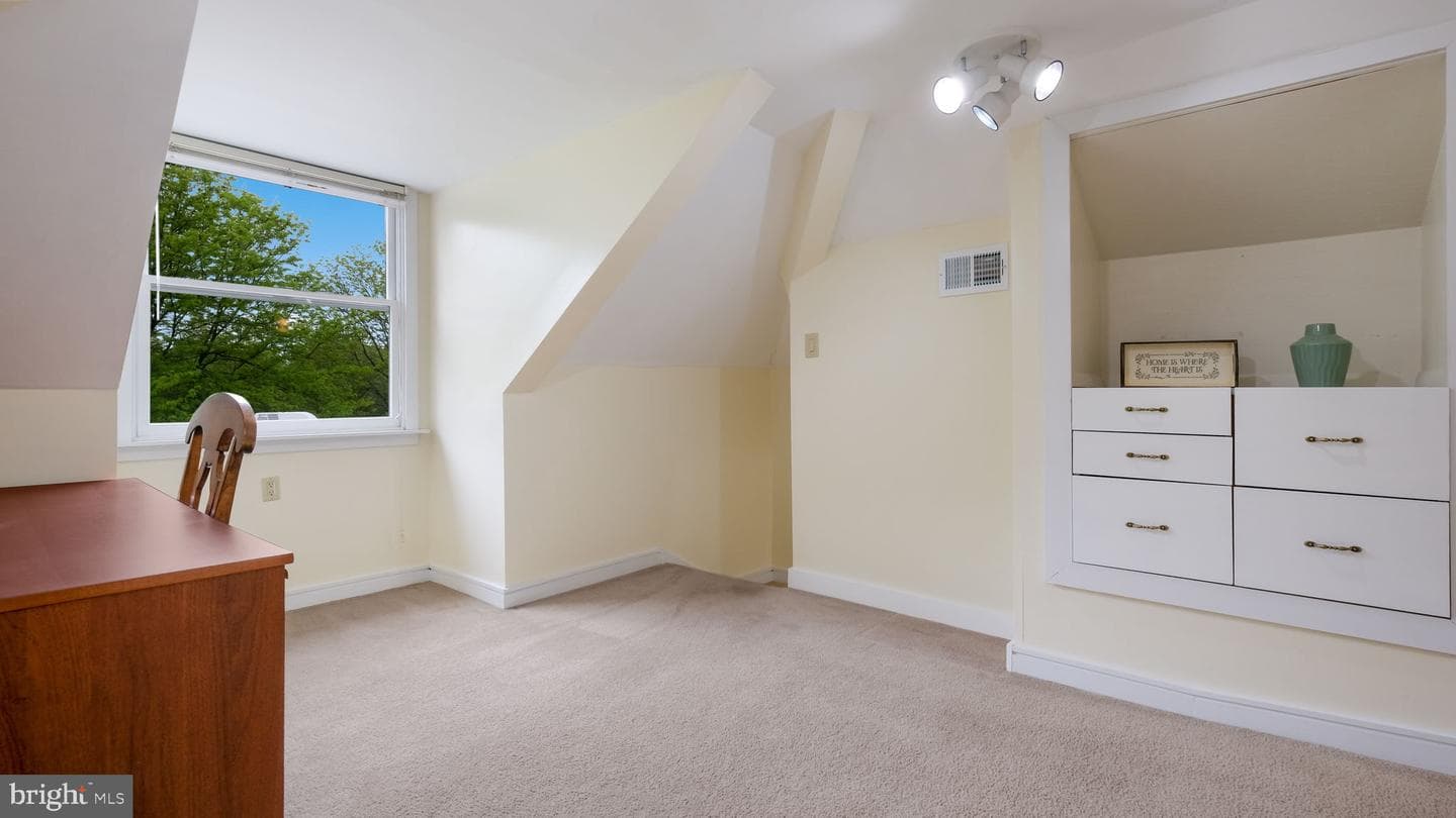 108 Clarion Drive photo 21