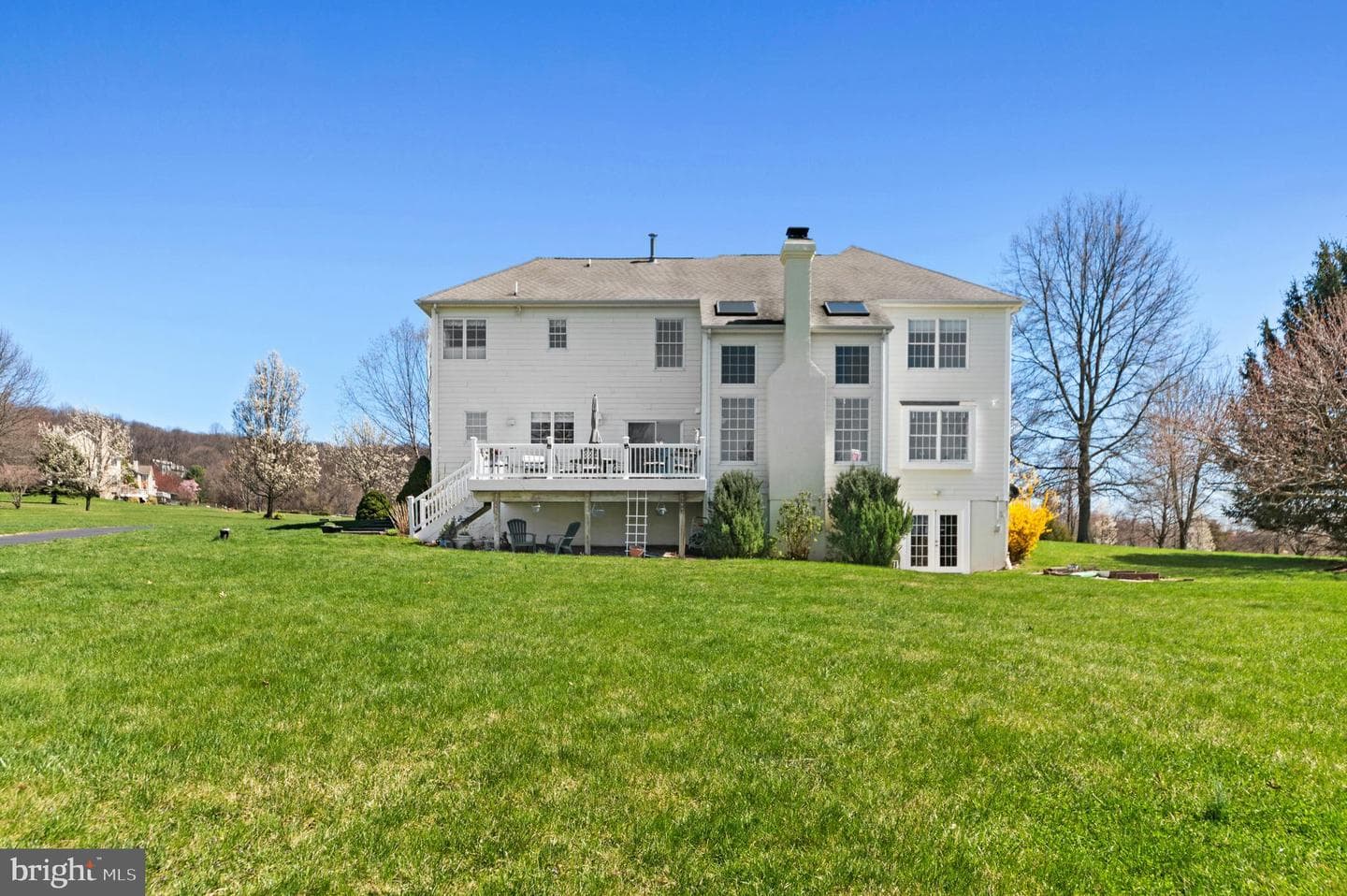 114 Countryside Drive photo 2