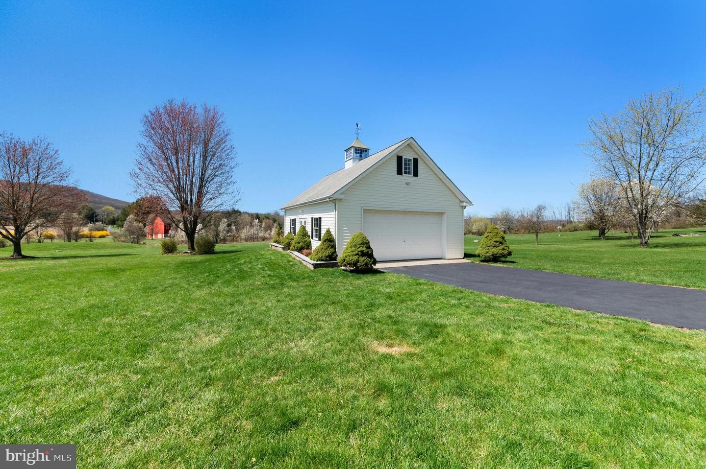 114 Countryside Drive photo 29