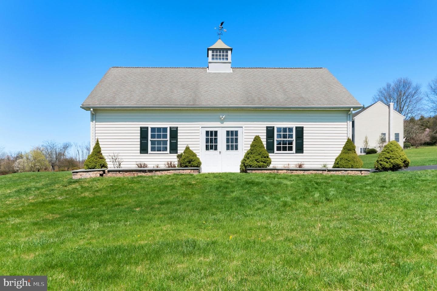 114 Countryside Drive photo 3