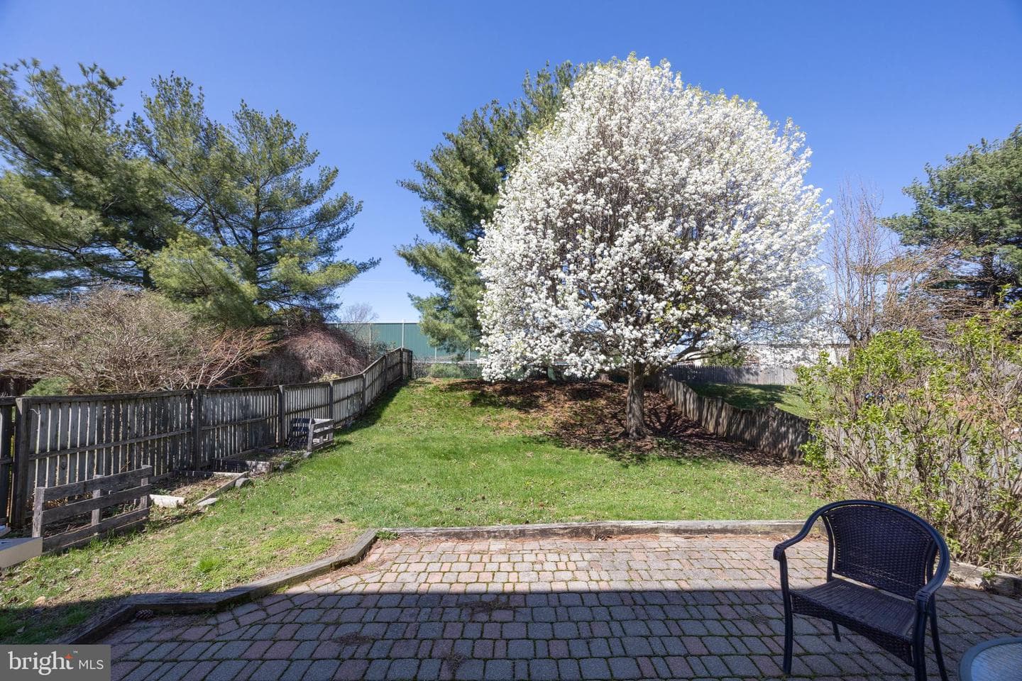 225 Cedar Drive photo 10
