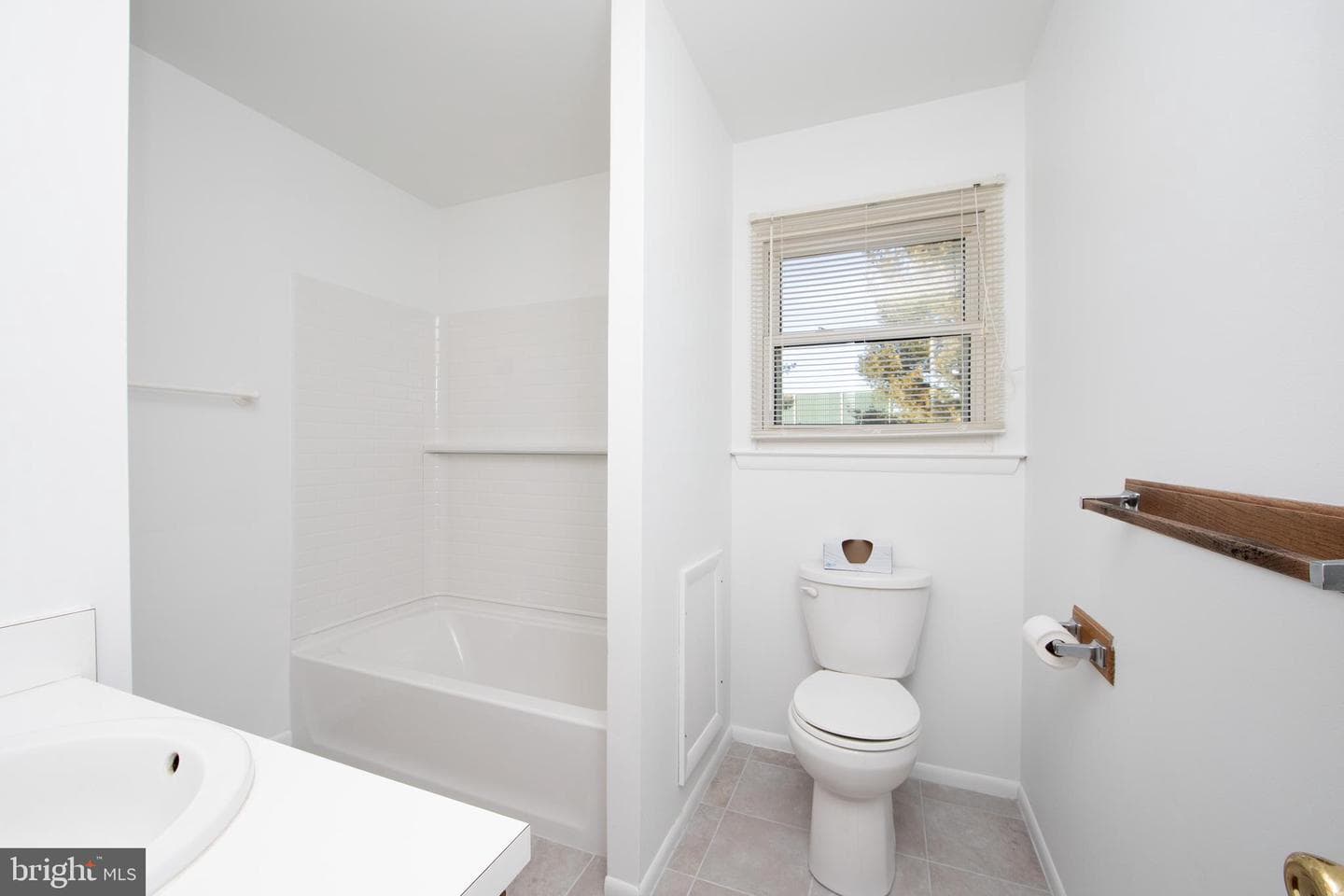 225 Cedar Drive photo 16