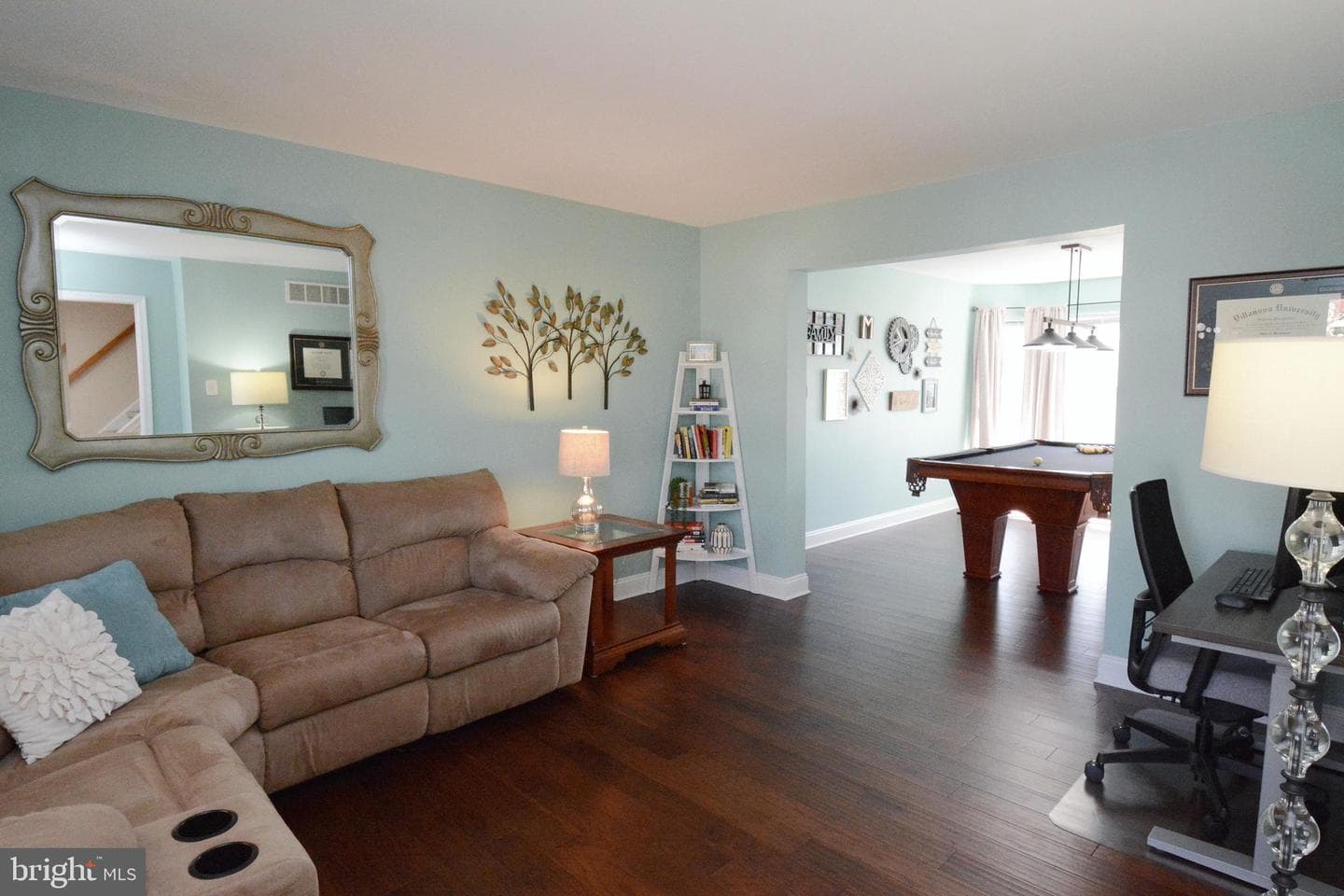 2054 Valley View Drive photo 11