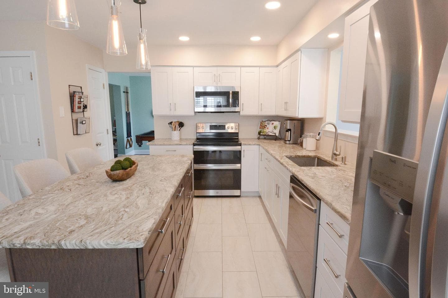 2054 Valley View Drive photo 16
