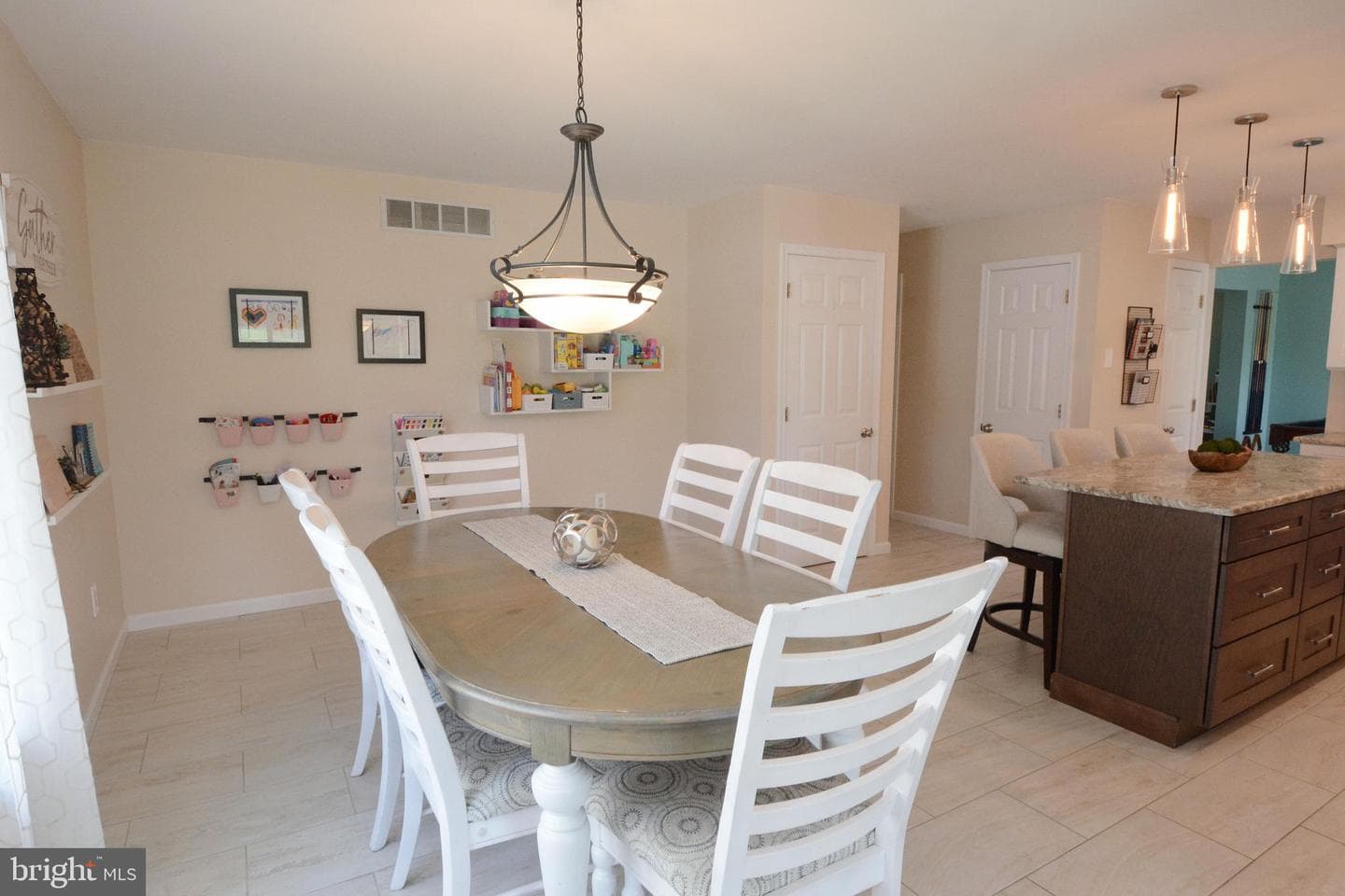2054 Valley View Drive photo 23