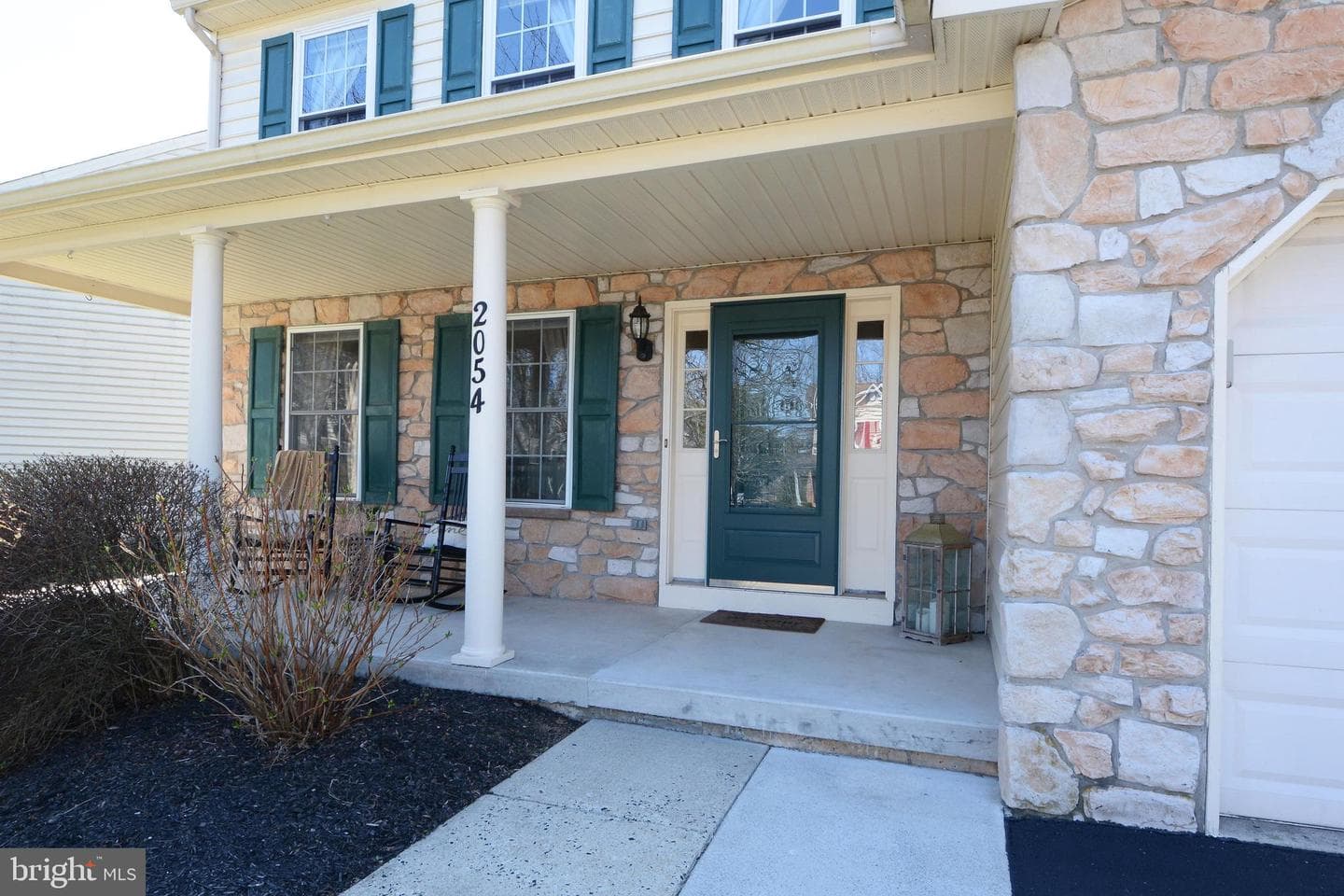 2054 Valley View Drive photo 4