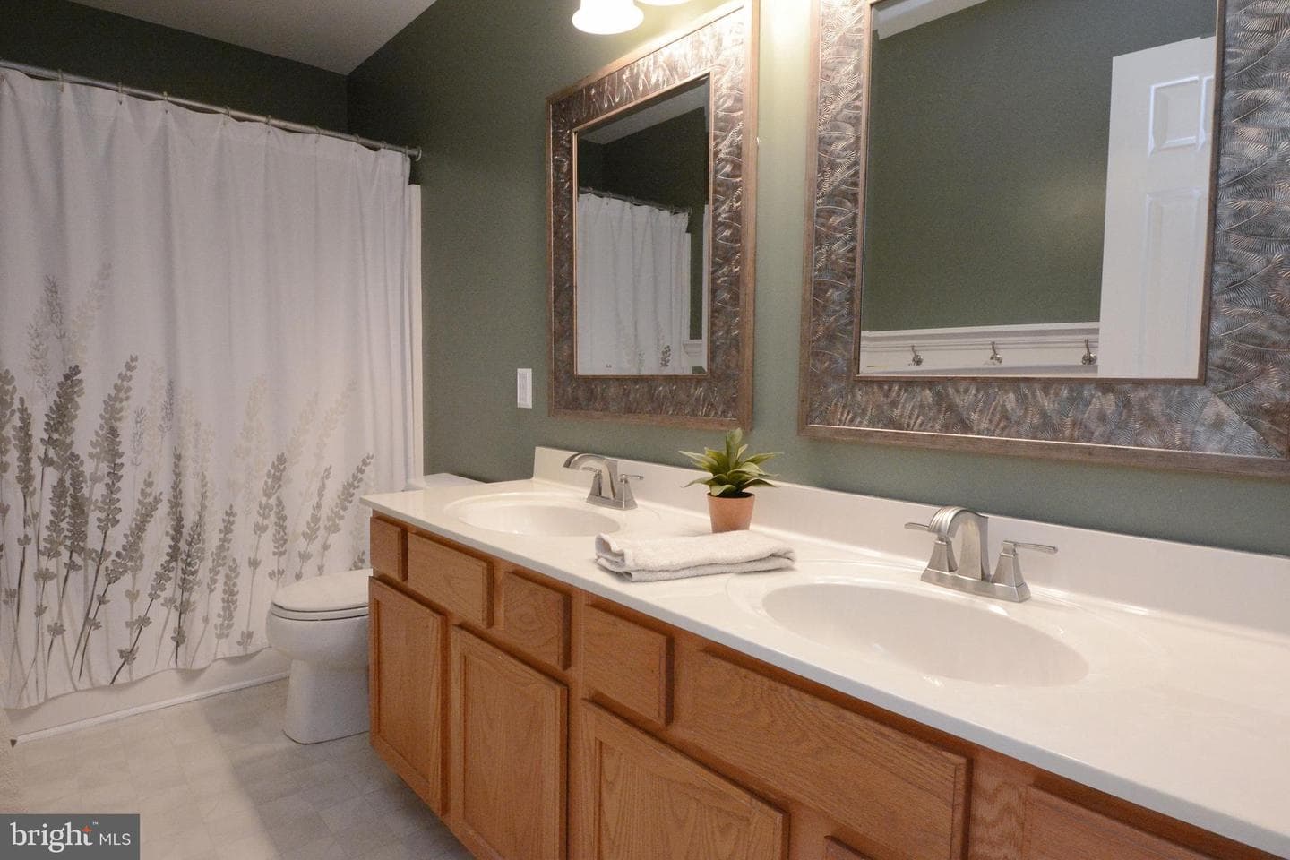 2054 Valley View Drive photo 44