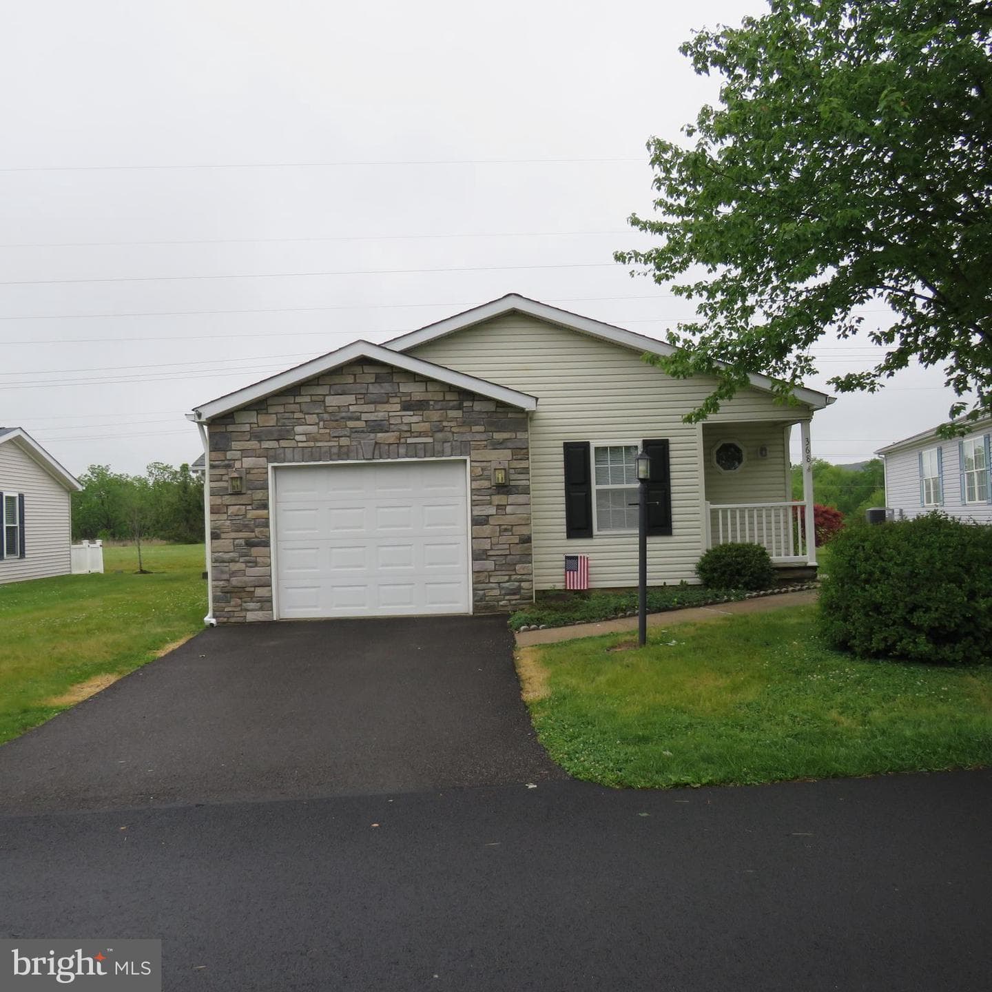 368 Countryside Circle, New Hope