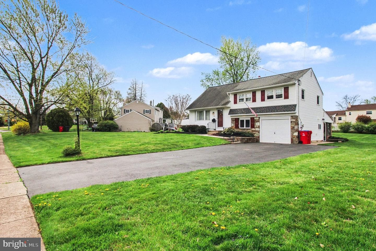 716 W Bristol Road photo 2