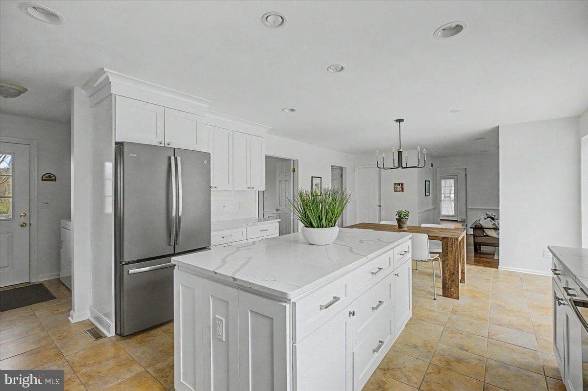 5693 Cottageville photo 20