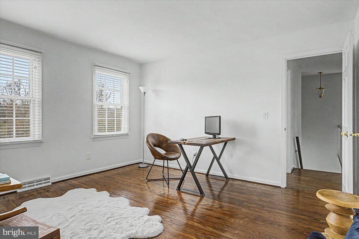 5693 Cottageville photo 42