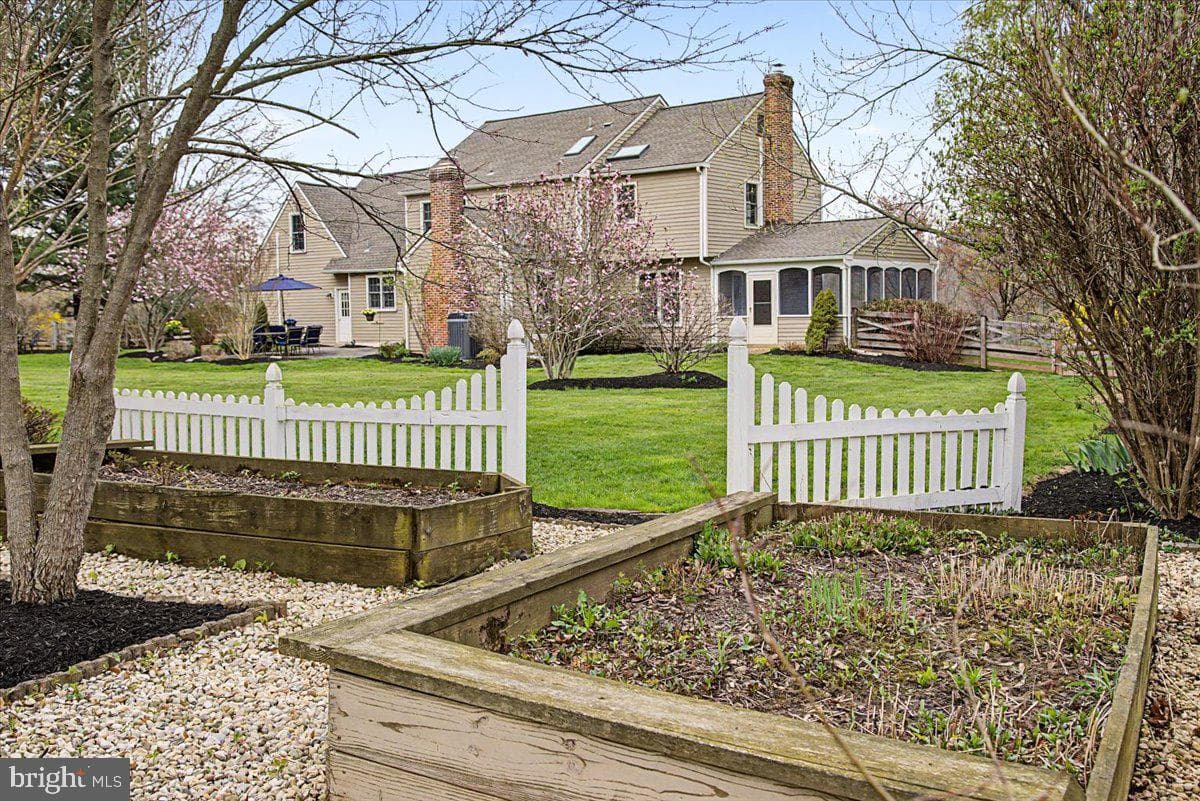 5693 Cottageville photo 58
