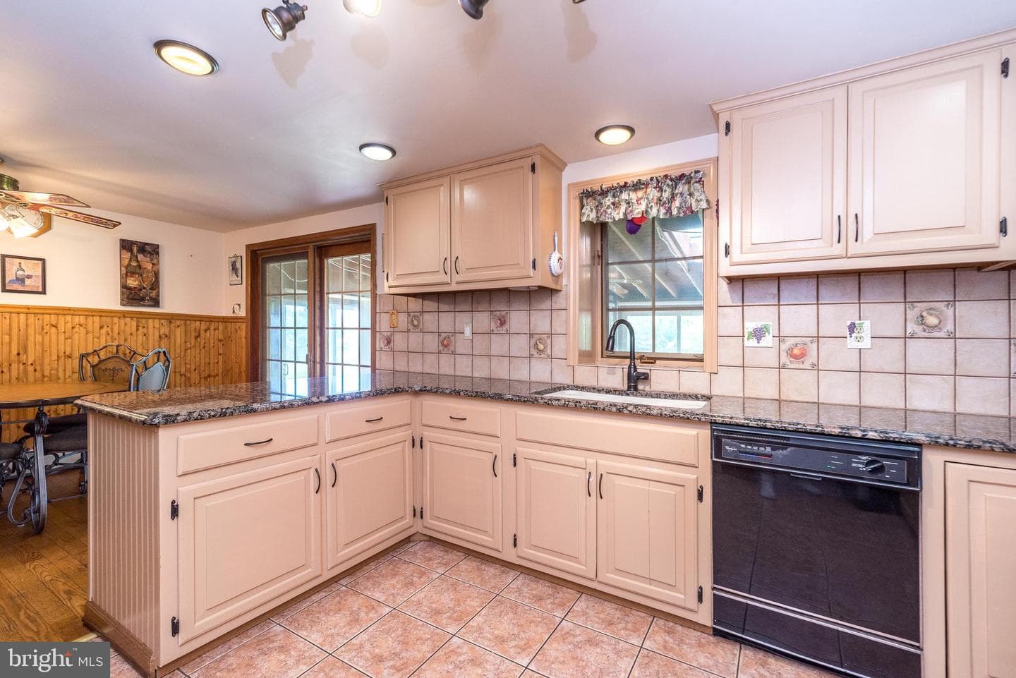 1613 N 5th Street photo 11