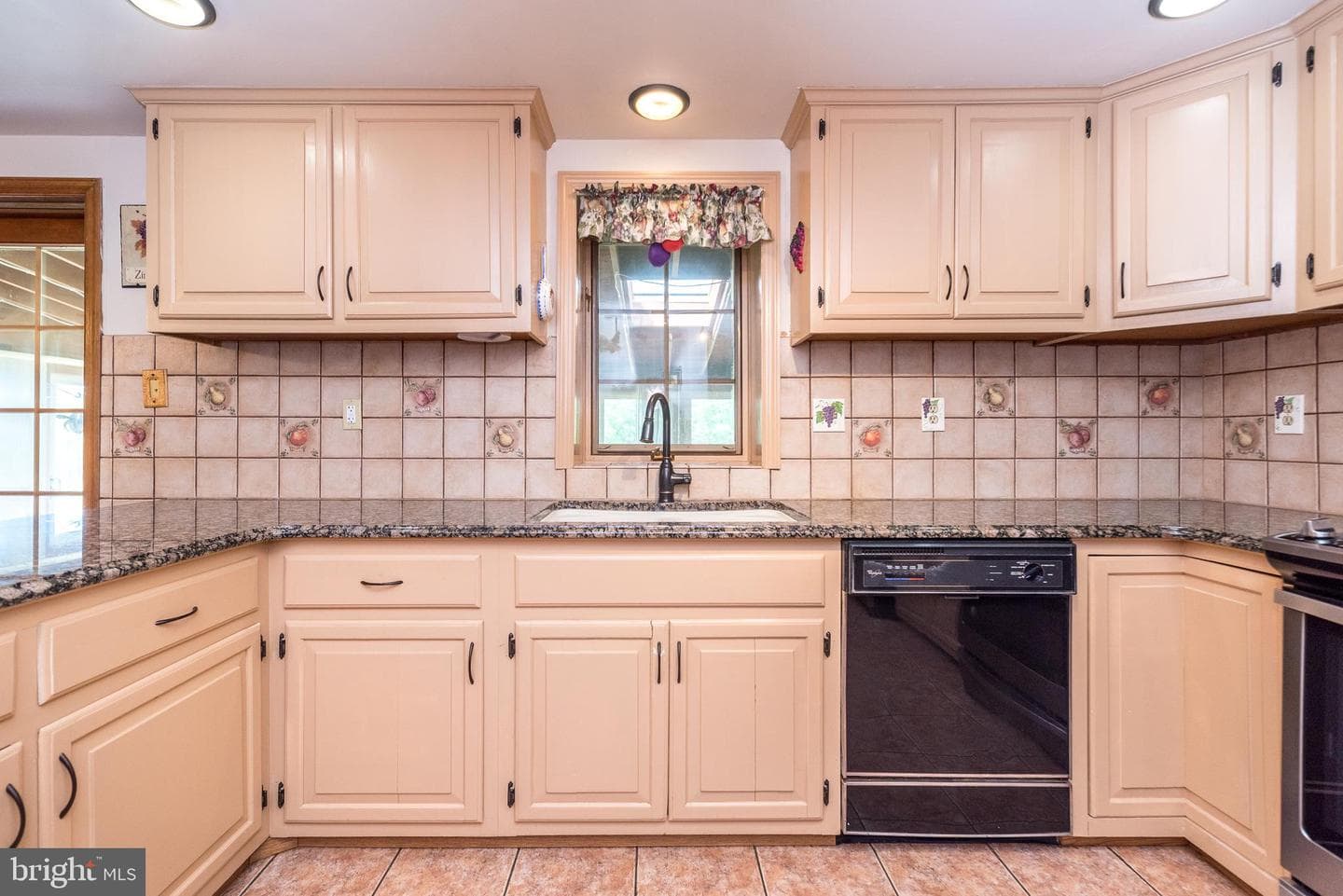 1613 N 5th Street photo 12