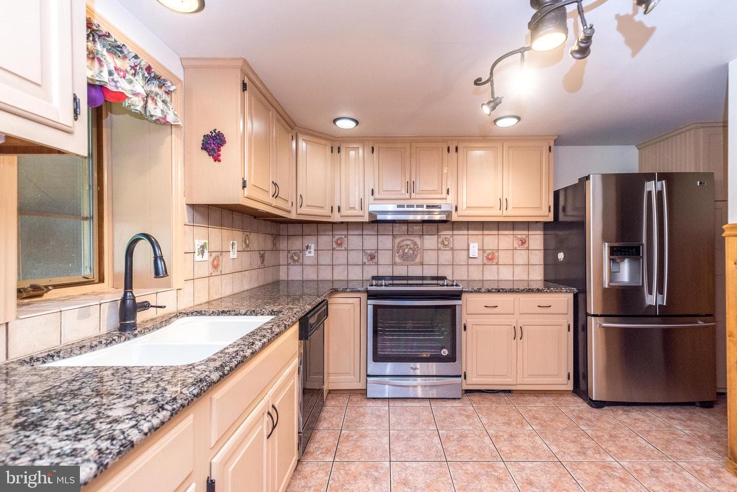 1613 N 5th Street photo 14