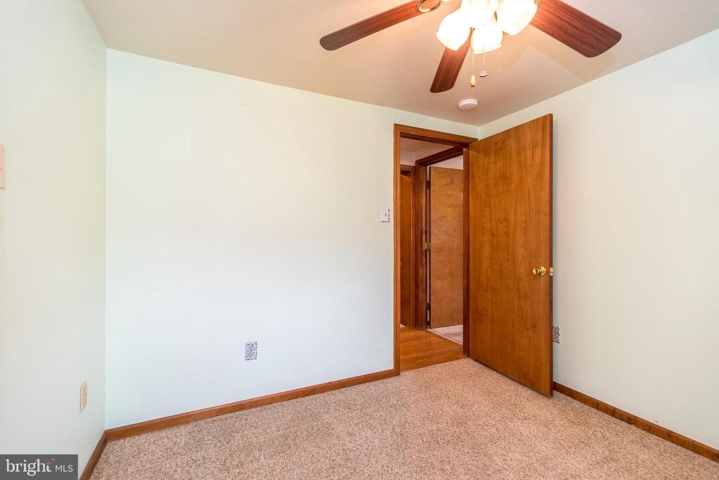 1613 N 5th Street photo 32