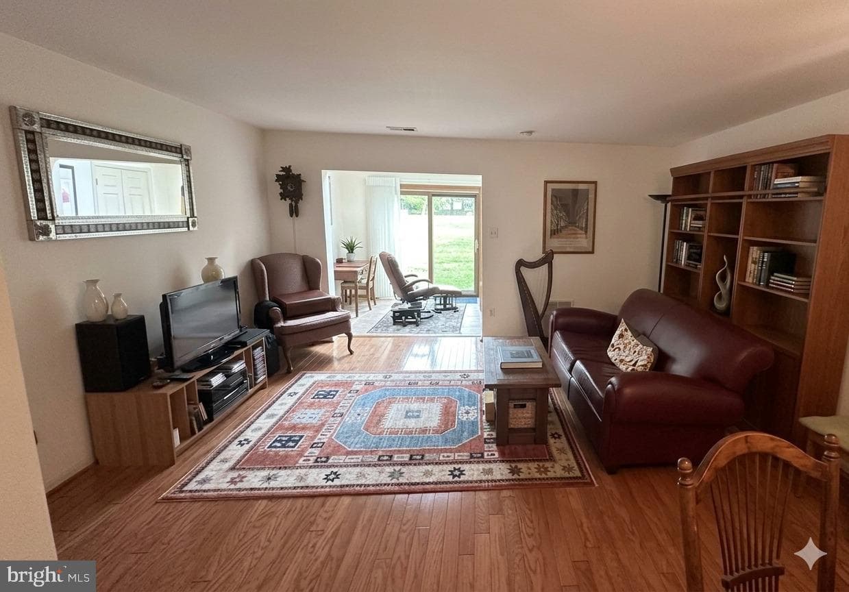 181 Leedom Way Way photo 6