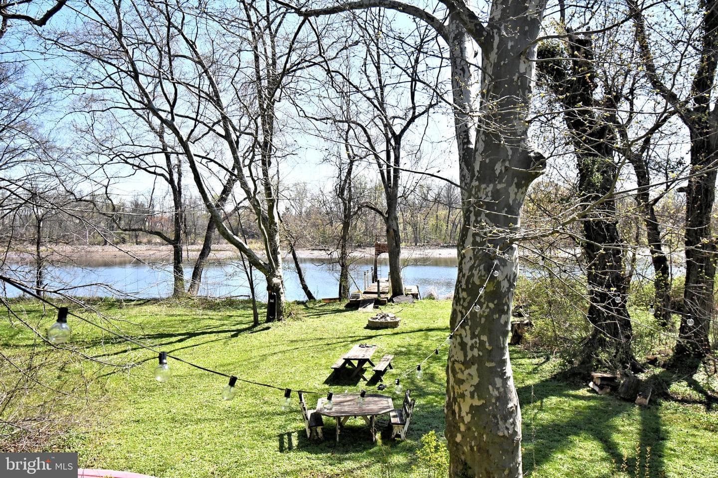 755 Haunted Lane photo 33