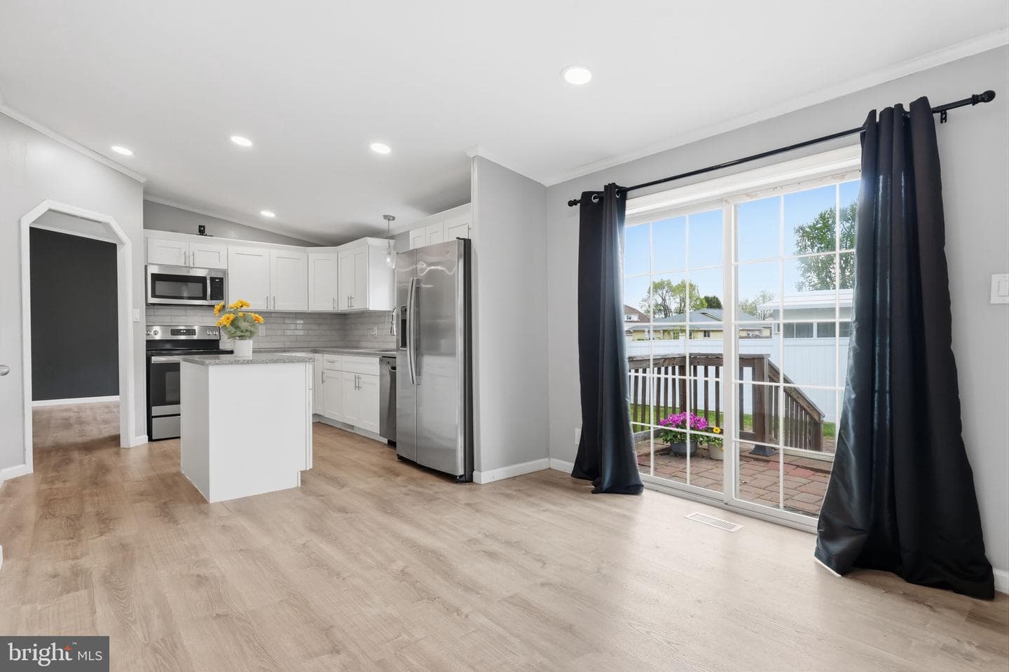 1137 Second Avenue photo 8