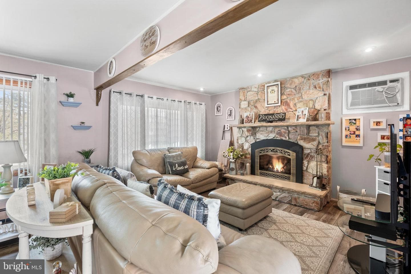 54 Quincy Drive photo 12