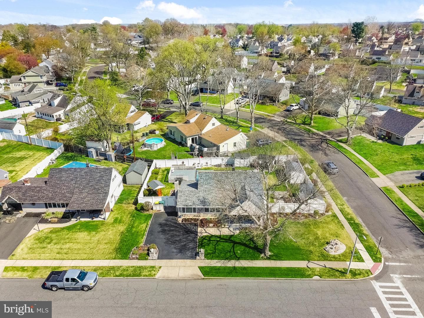 54 Quincy Drive photo 4