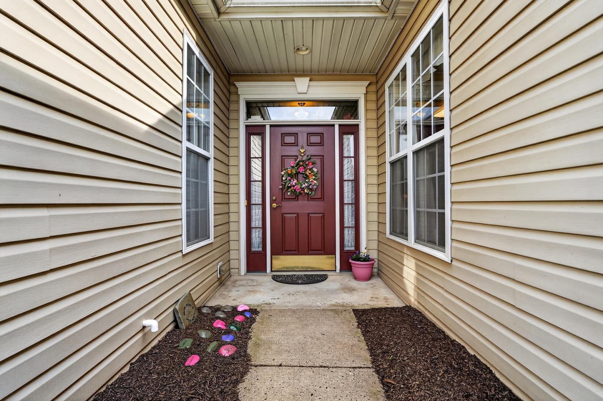 134 Devonshire Way photo 2