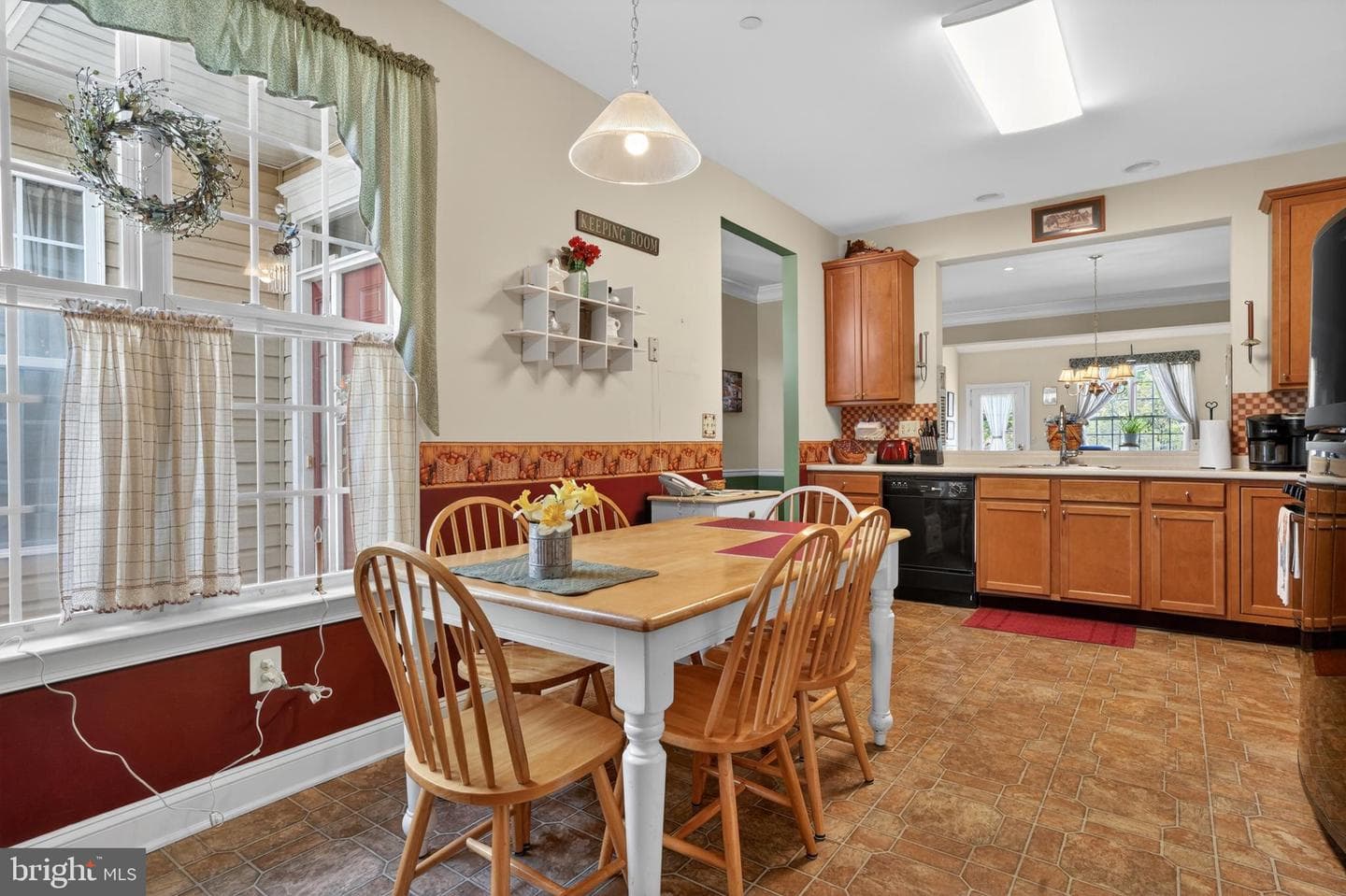 134 Devonshire Way photo 20