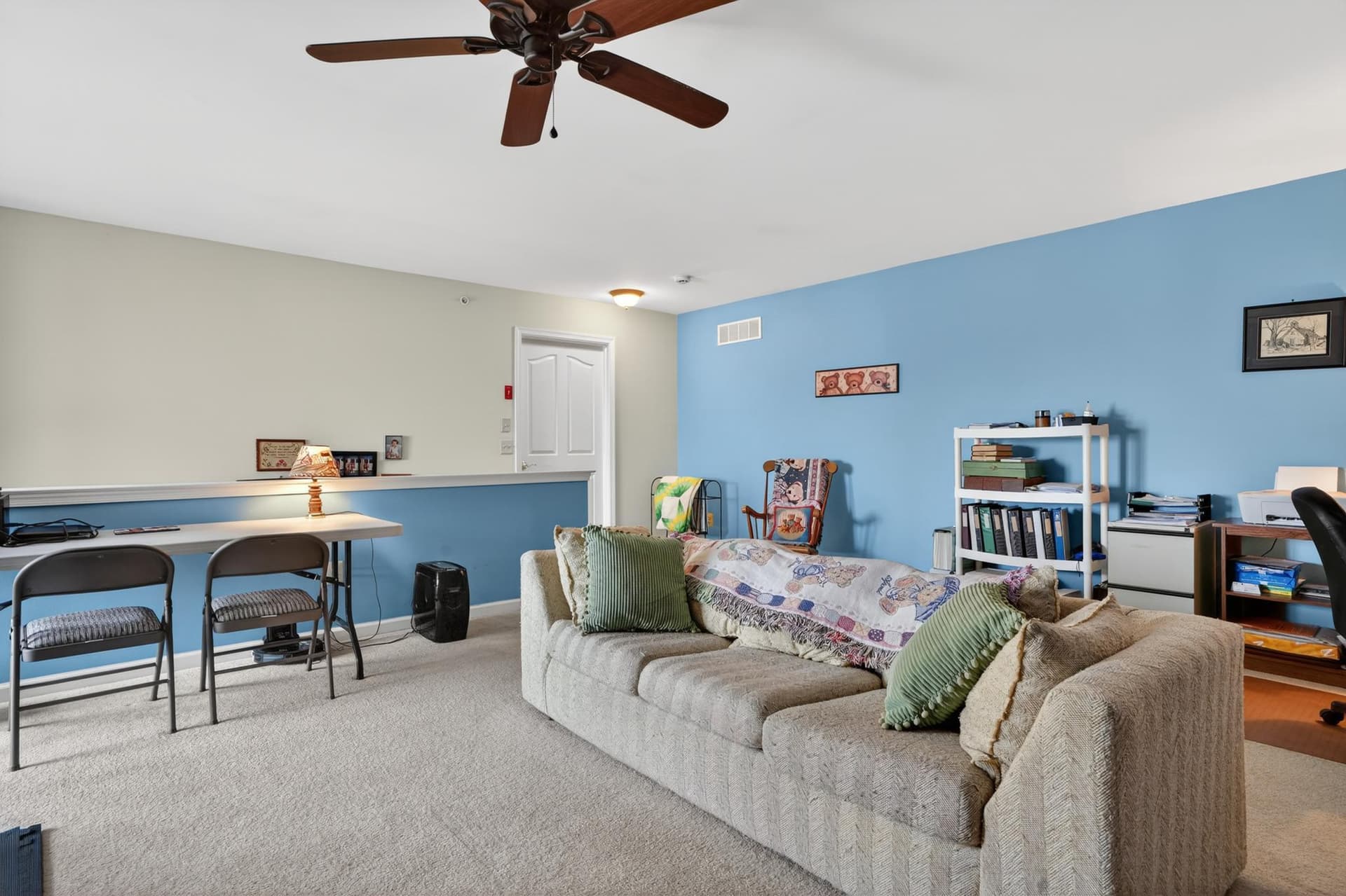 134 Devonshire Way photo 34