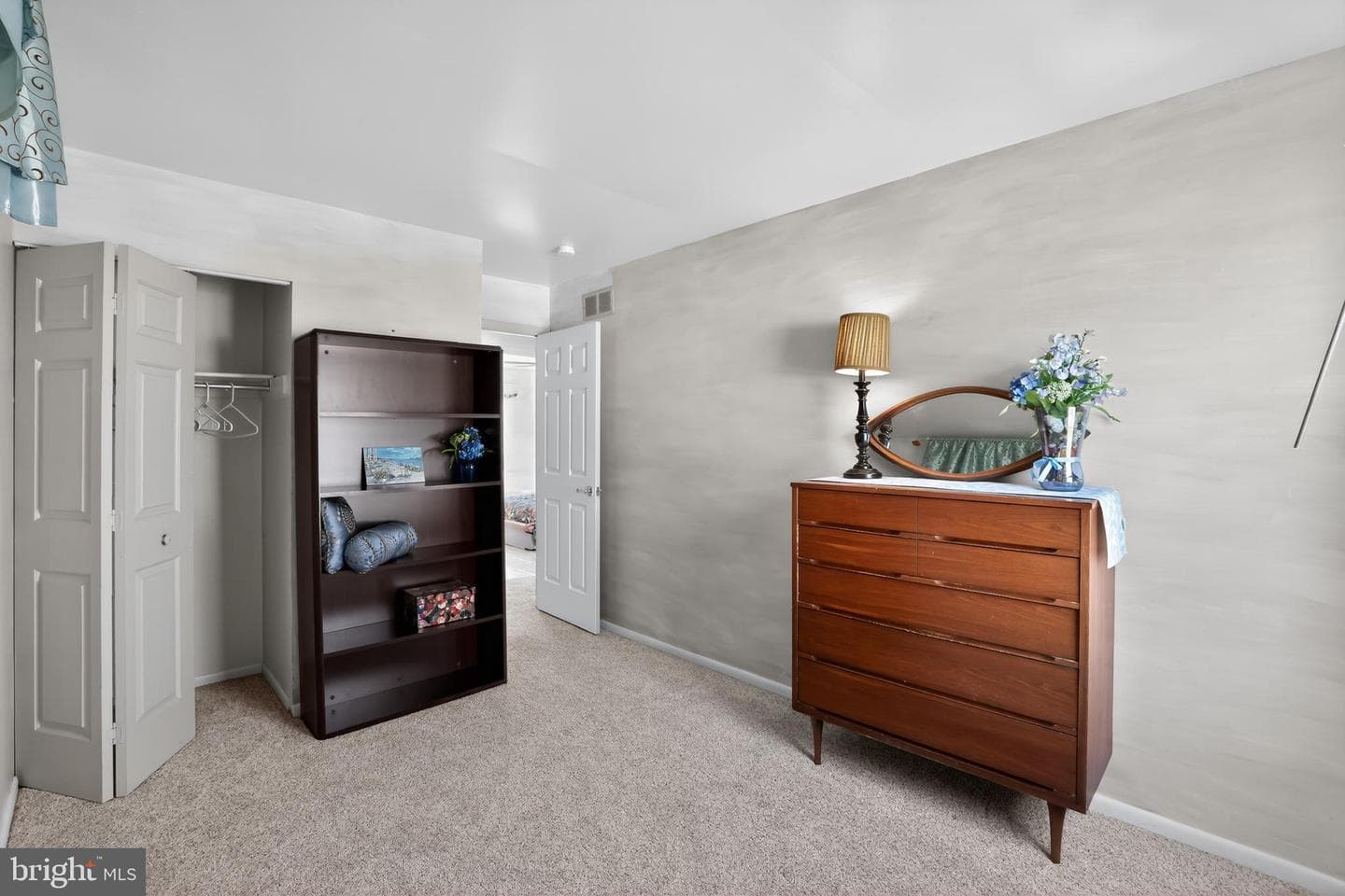 6670 Mayflower Drive photo 26