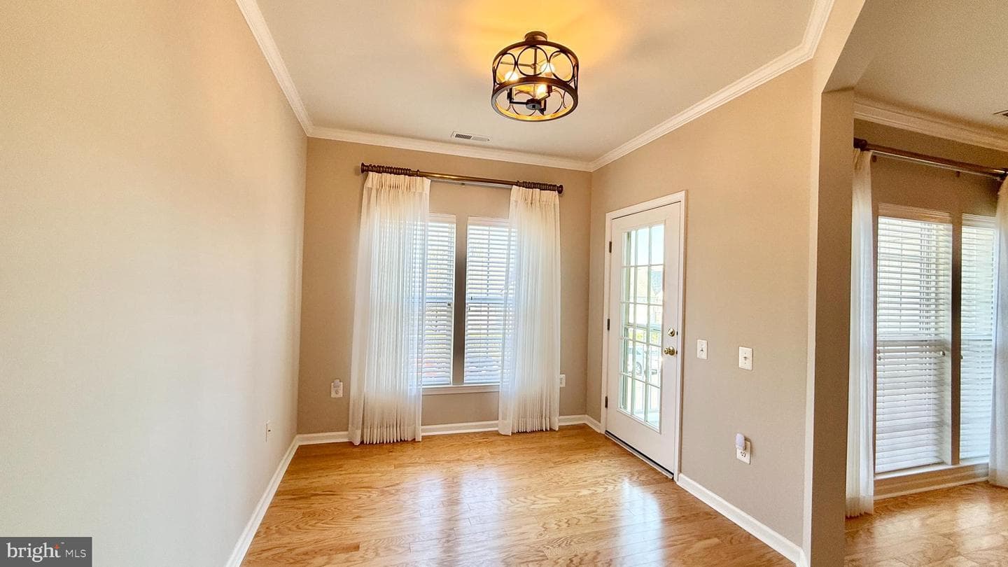200 Claret Court #204 photo 11