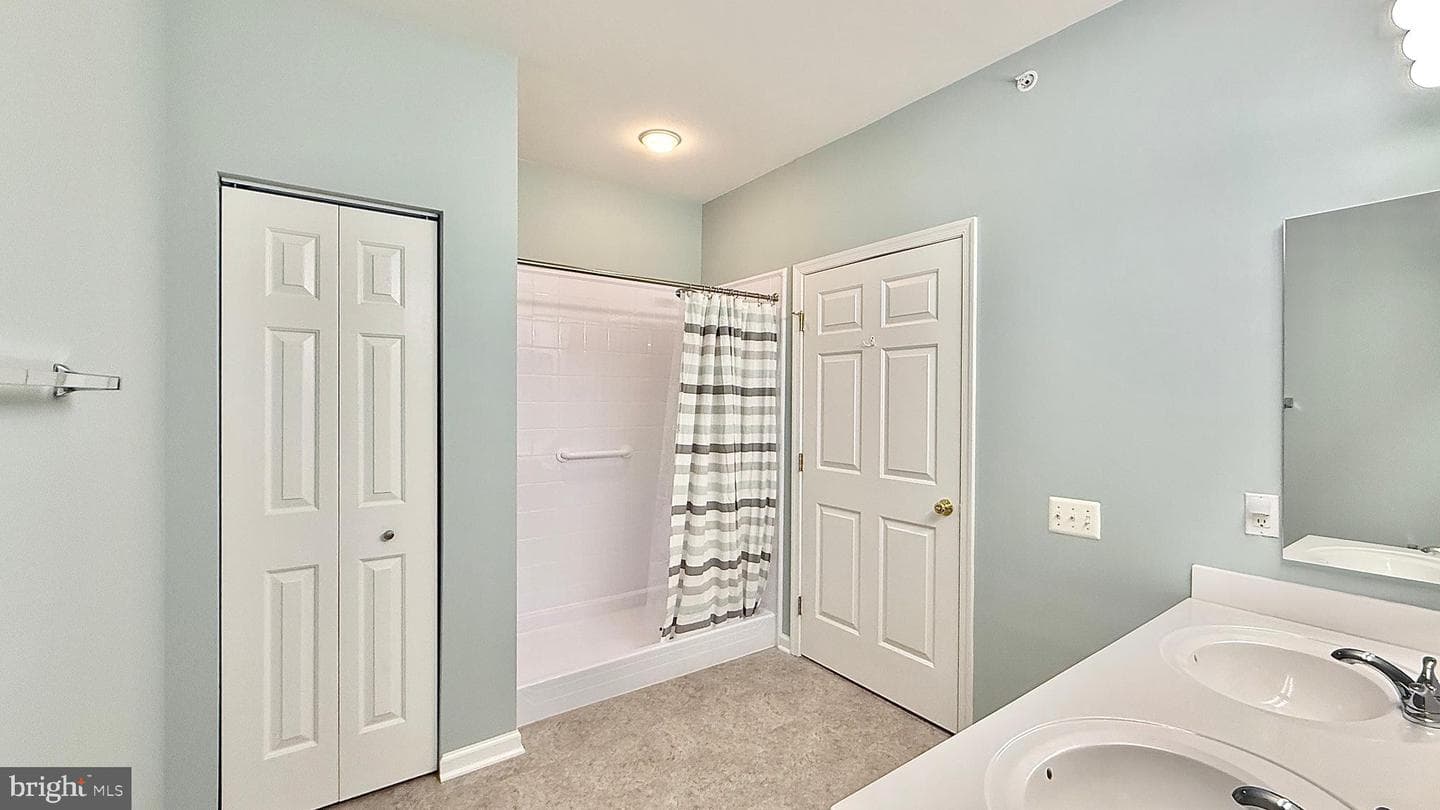 200 Claret Court #204 photo 17