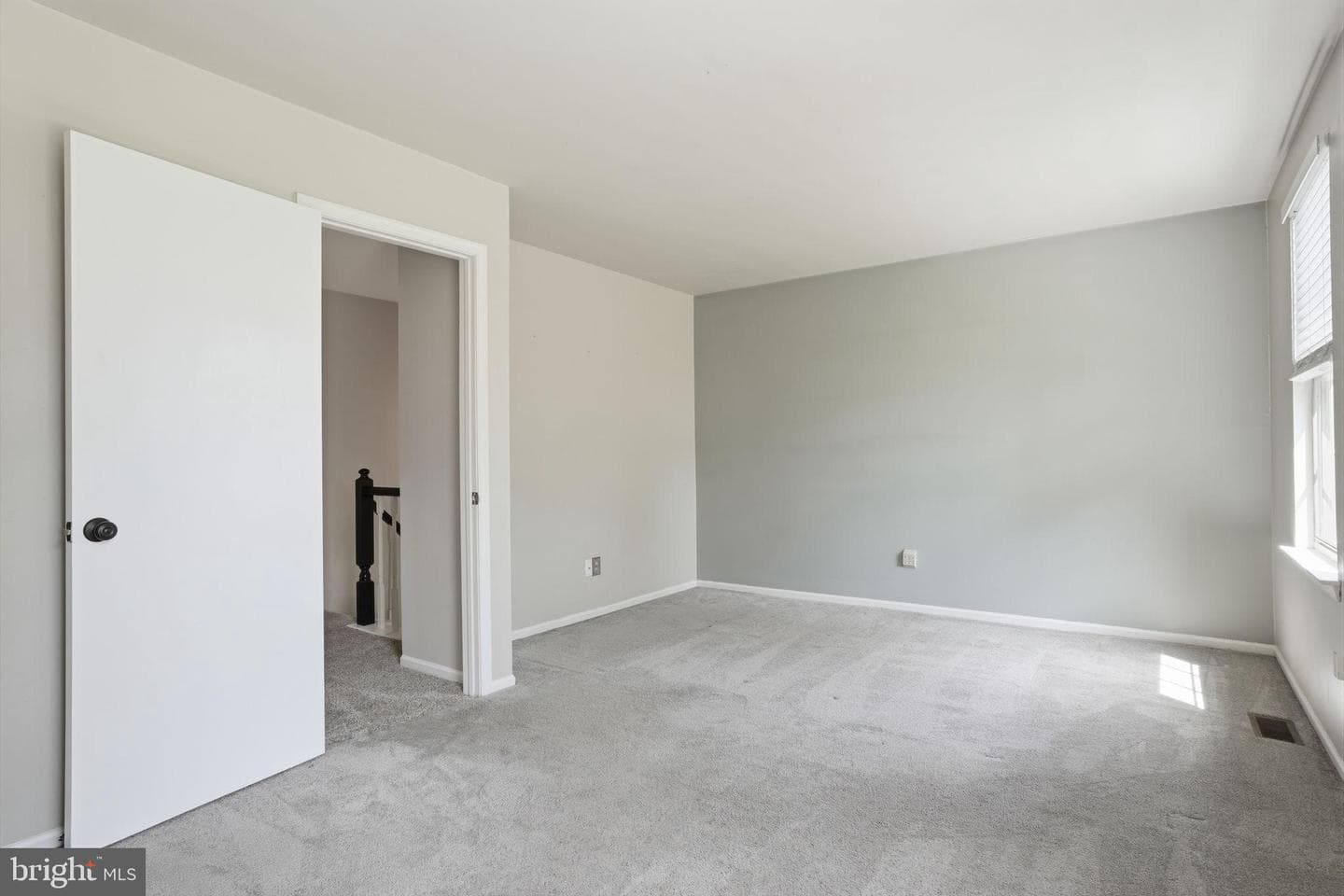 656 Tomlinson Lane photo 26