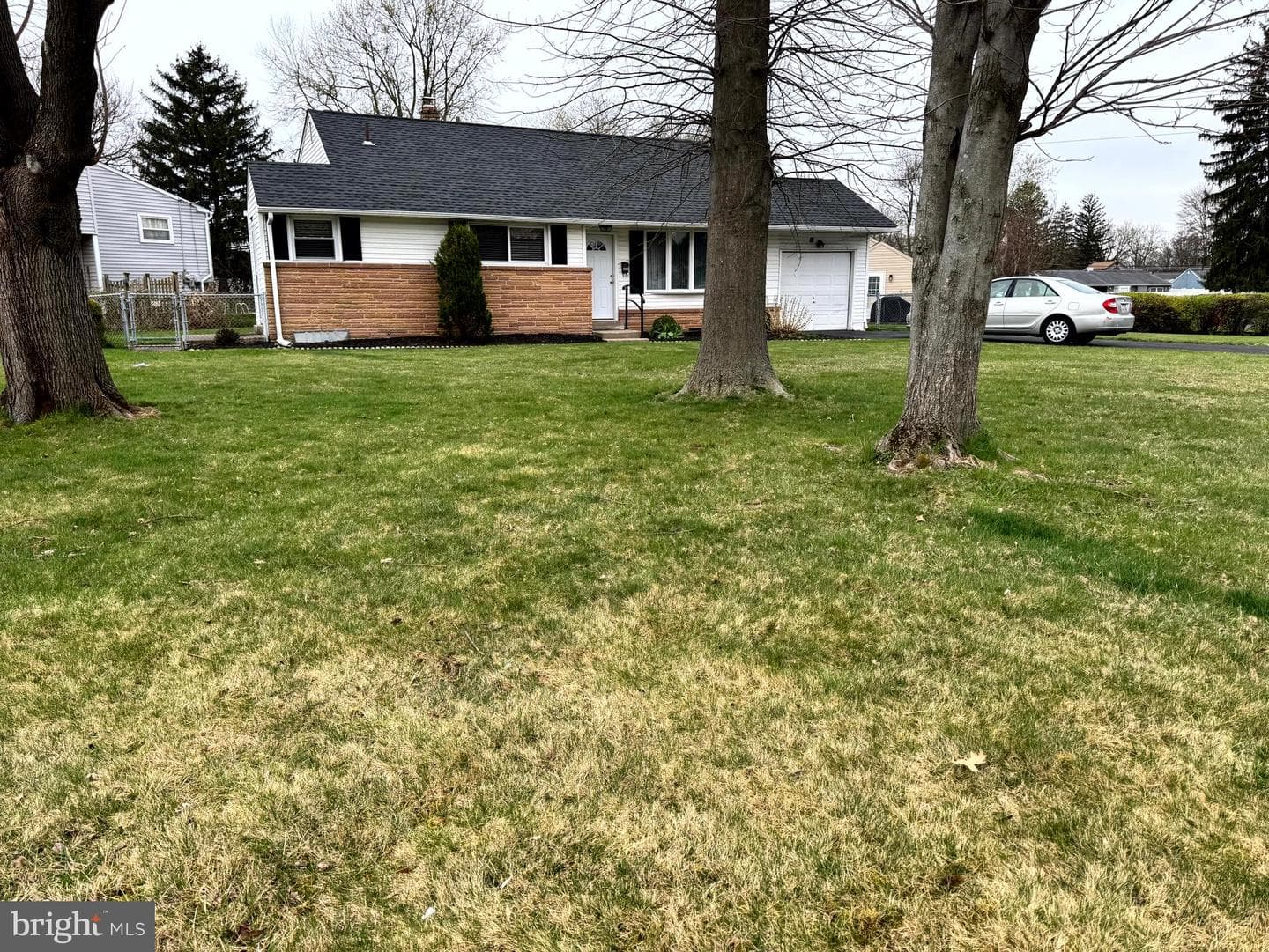 654 Cypress Road photo 7