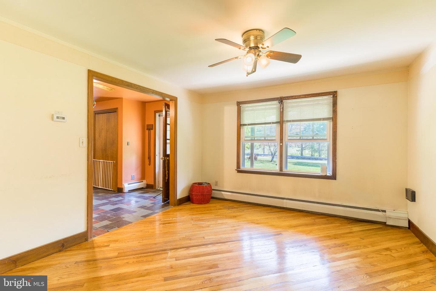 255 Park Drive W photo 4