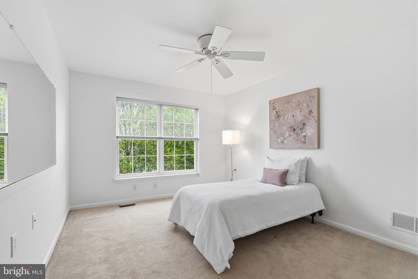 35 Zinnia Way photo 20