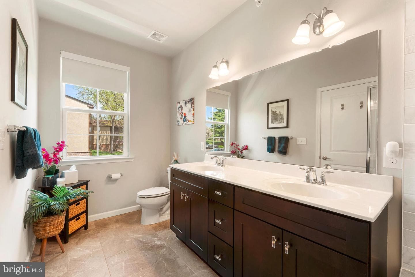 345 Newtown Road photo 33