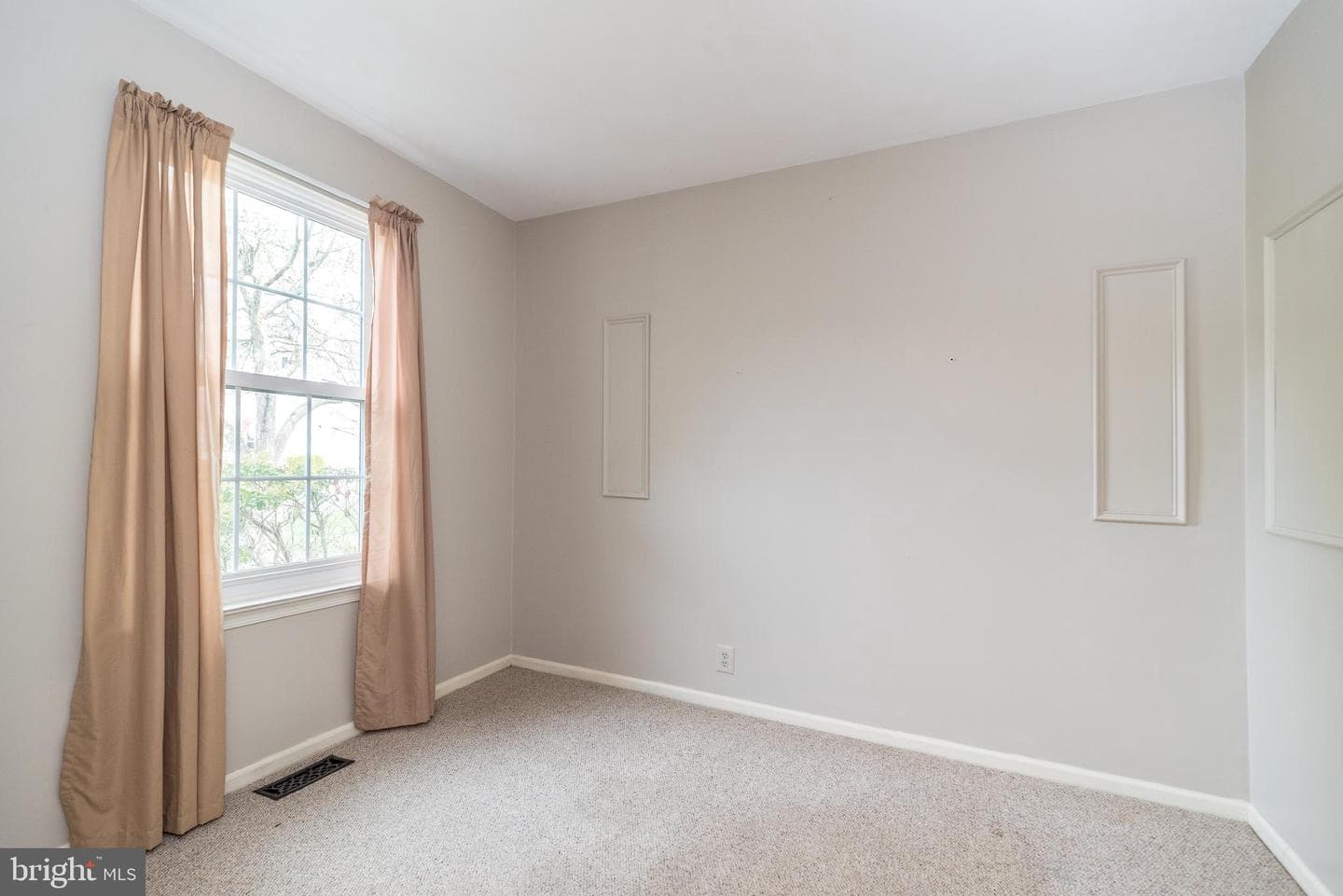 808 Putter Court photo 20