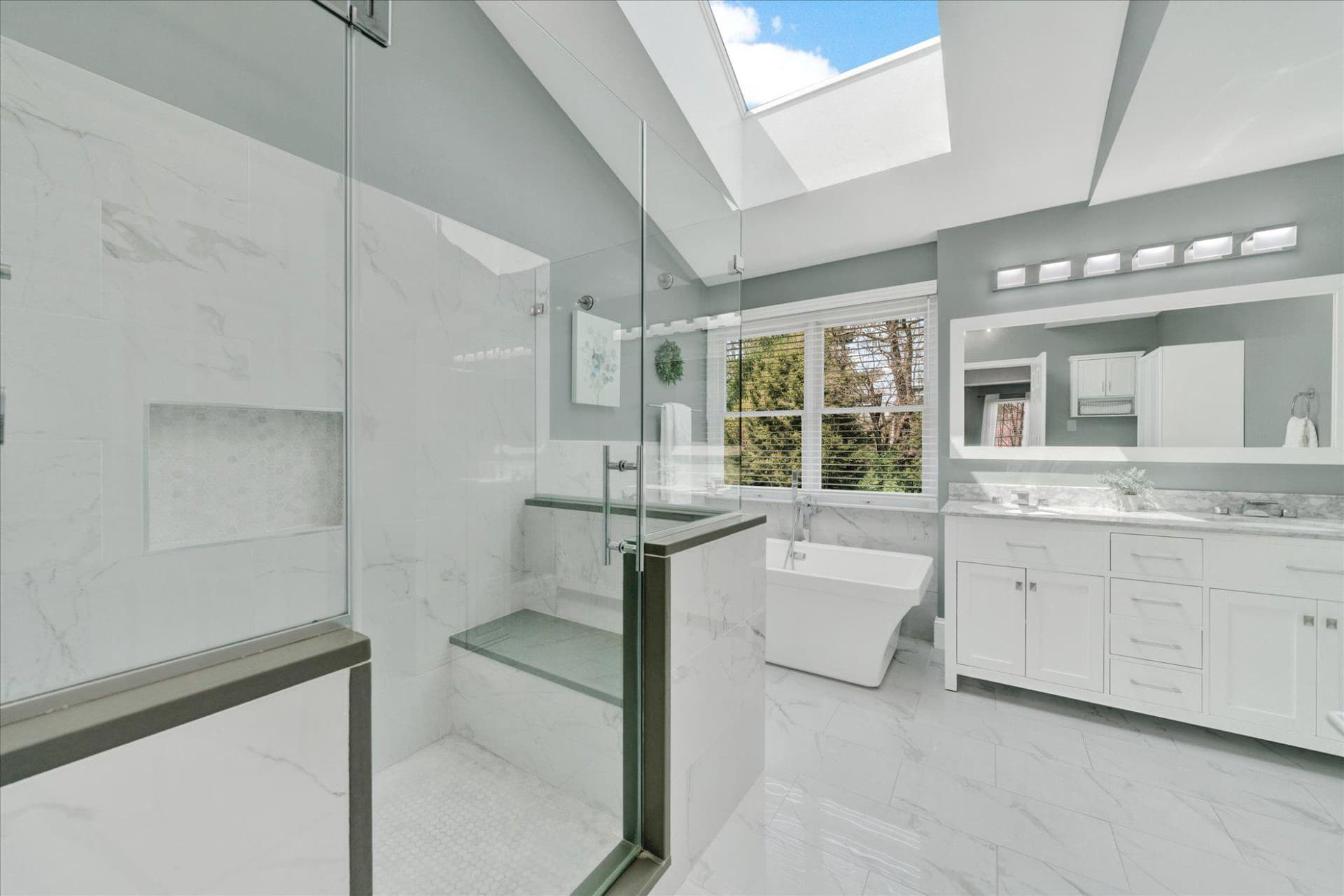5052 Grundy Way photo 25