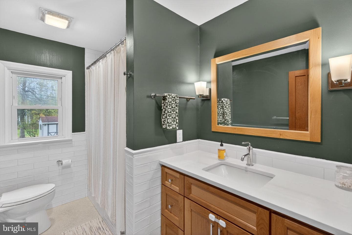 747 N Chubb Drive photo 56