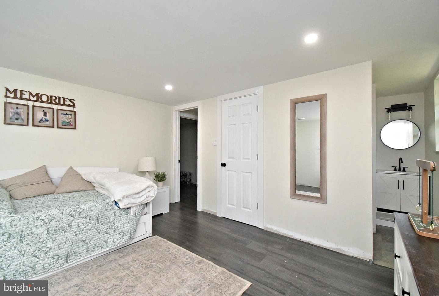 89 Upland Drive photo 29