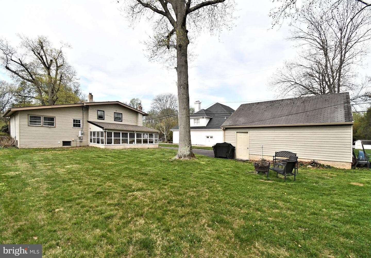 89 Upland Drive photo 44
