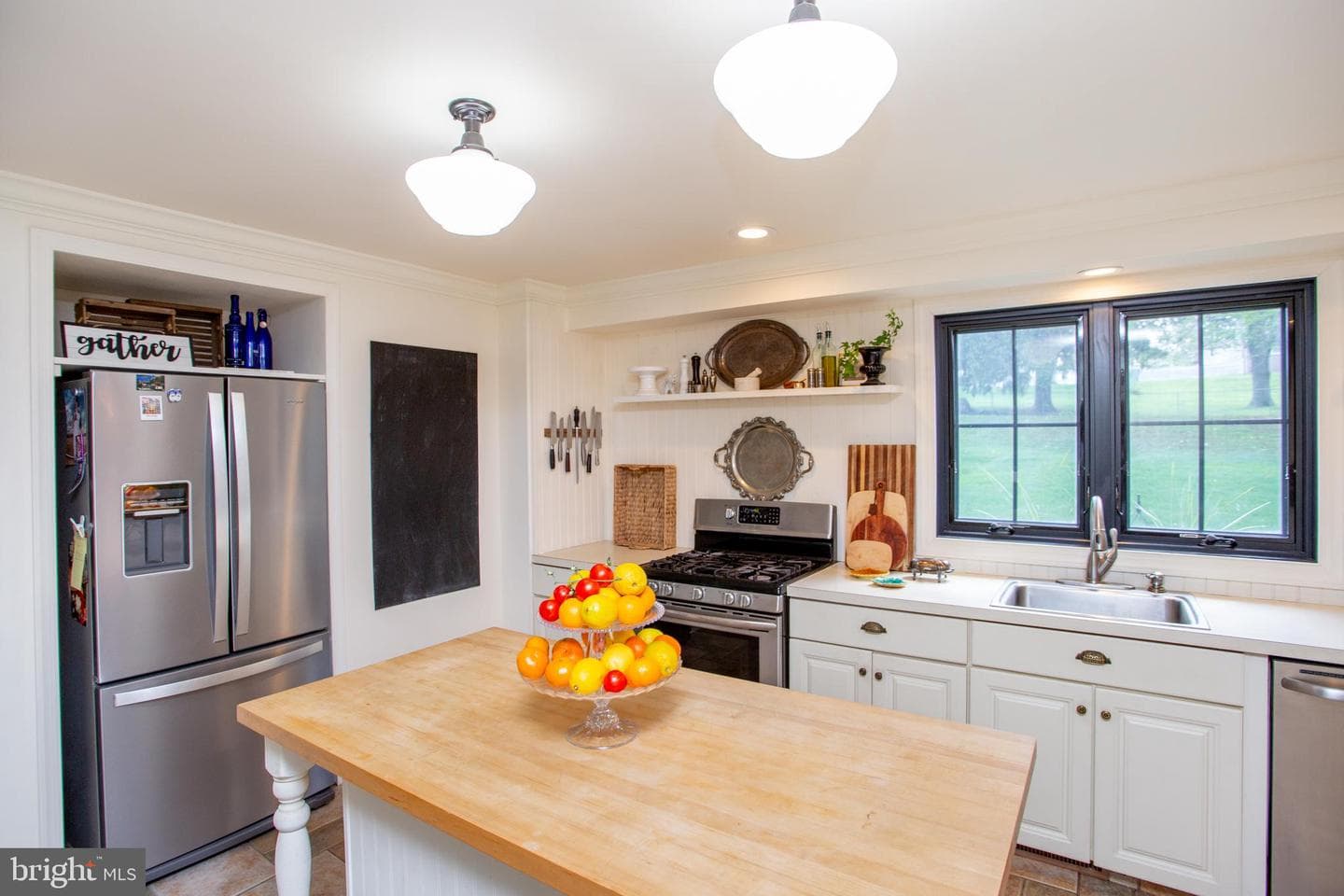 98 E Heron Road photo 25