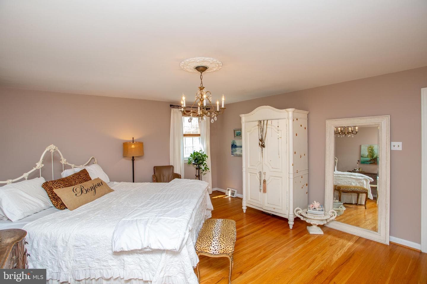 98 E Heron Road photo 42