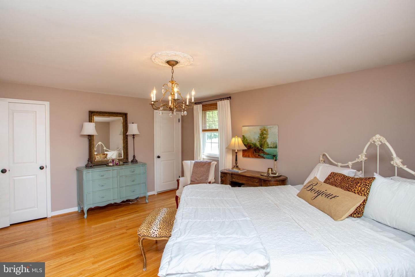 98 E Heron Road photo 43